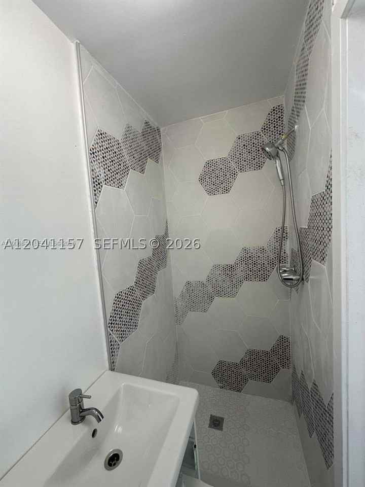 9001 Sw 197th St #0 - Photo 6 of 8