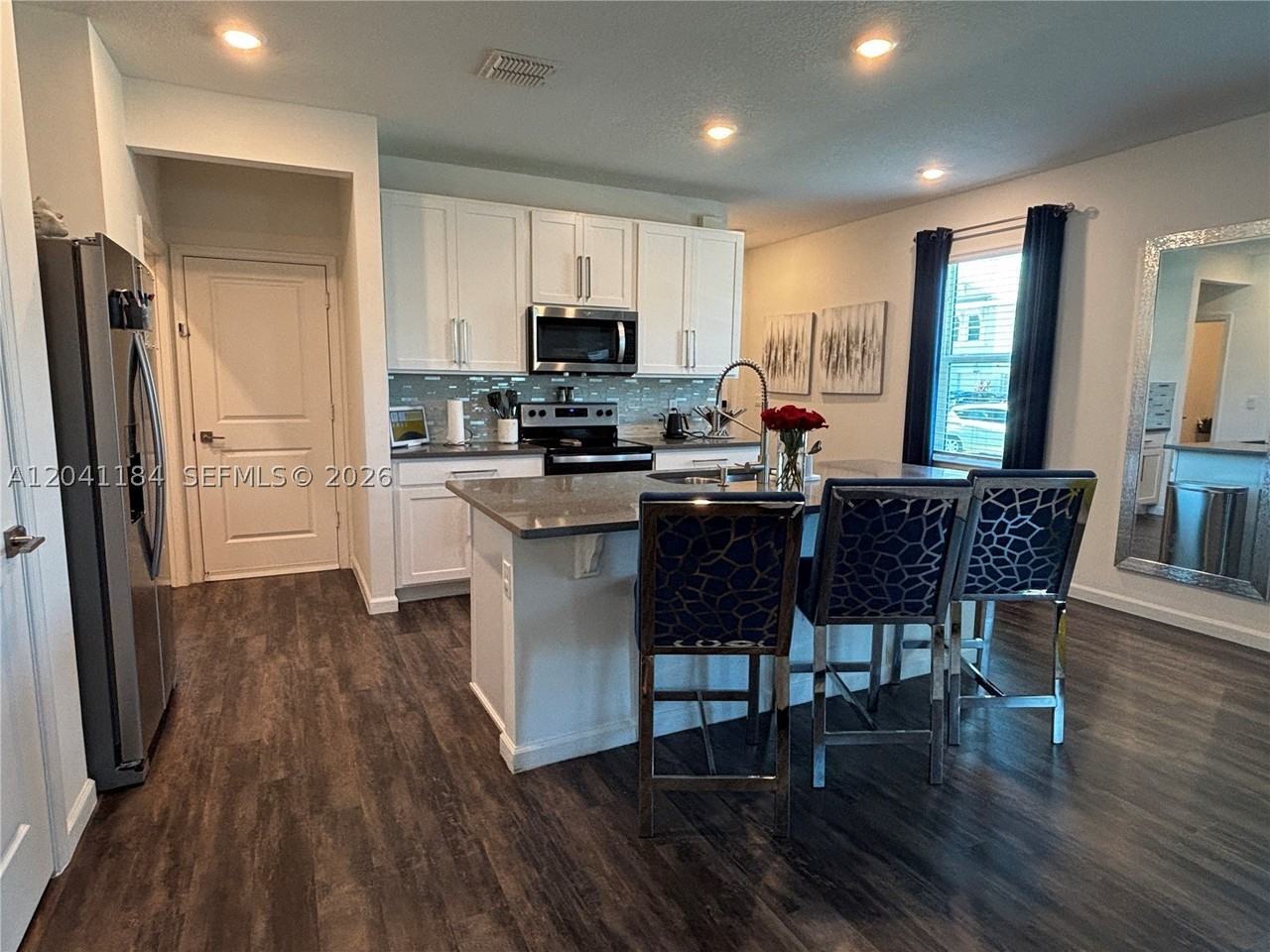 6359 Sailpointe Ln - Photo 6 of 33