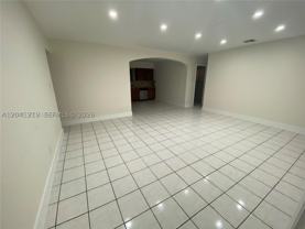 1727 Washington St #1727 - Photo 1 of 1