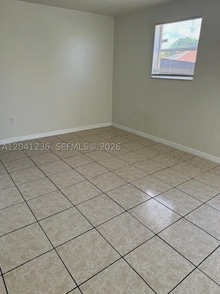 13567 Sw 264th Ter - Photo 6 of 18
