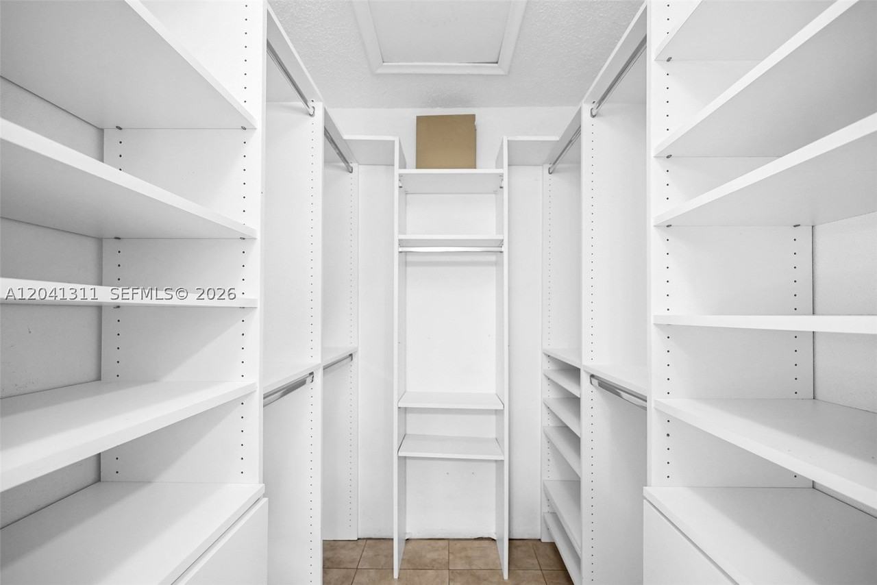 4471 Sw 138th Ct - Photo 5 of 26