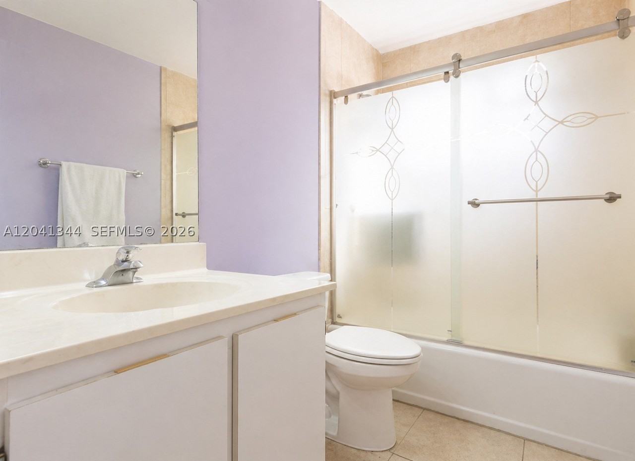 11938 Nw 12th St - Photo 4 of 16
