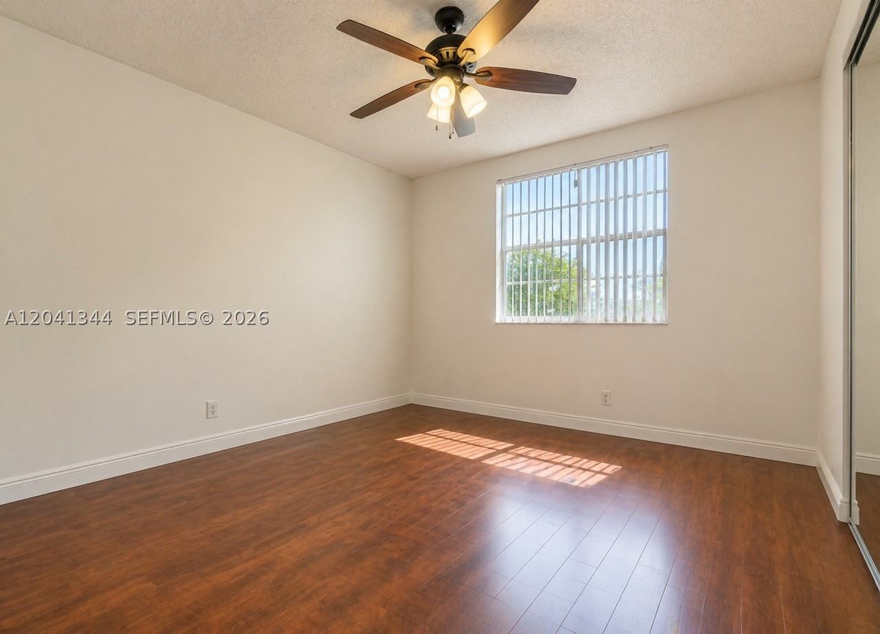 11938 Nw 12th St - Photo 5 of 16