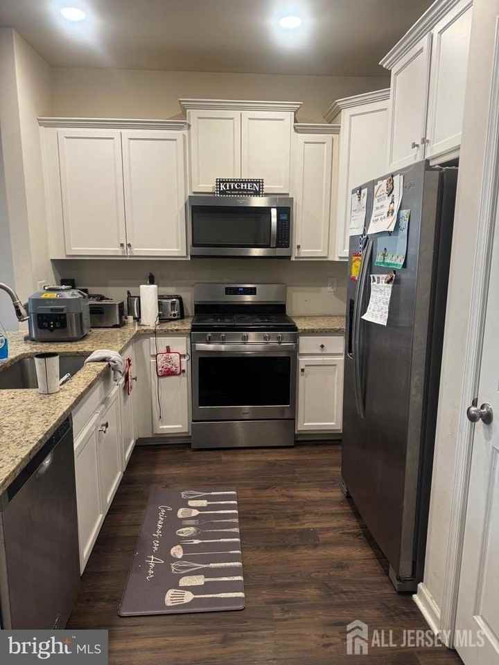 8 Peregrine Way - Photo 4 of 15