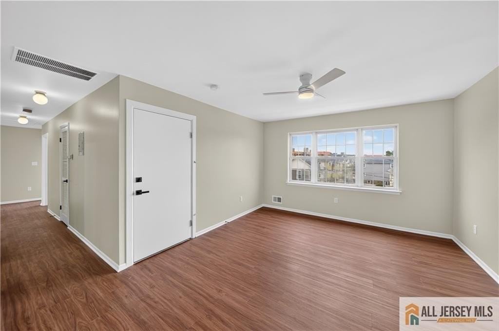 19 Harris St - Photo 5 of 16