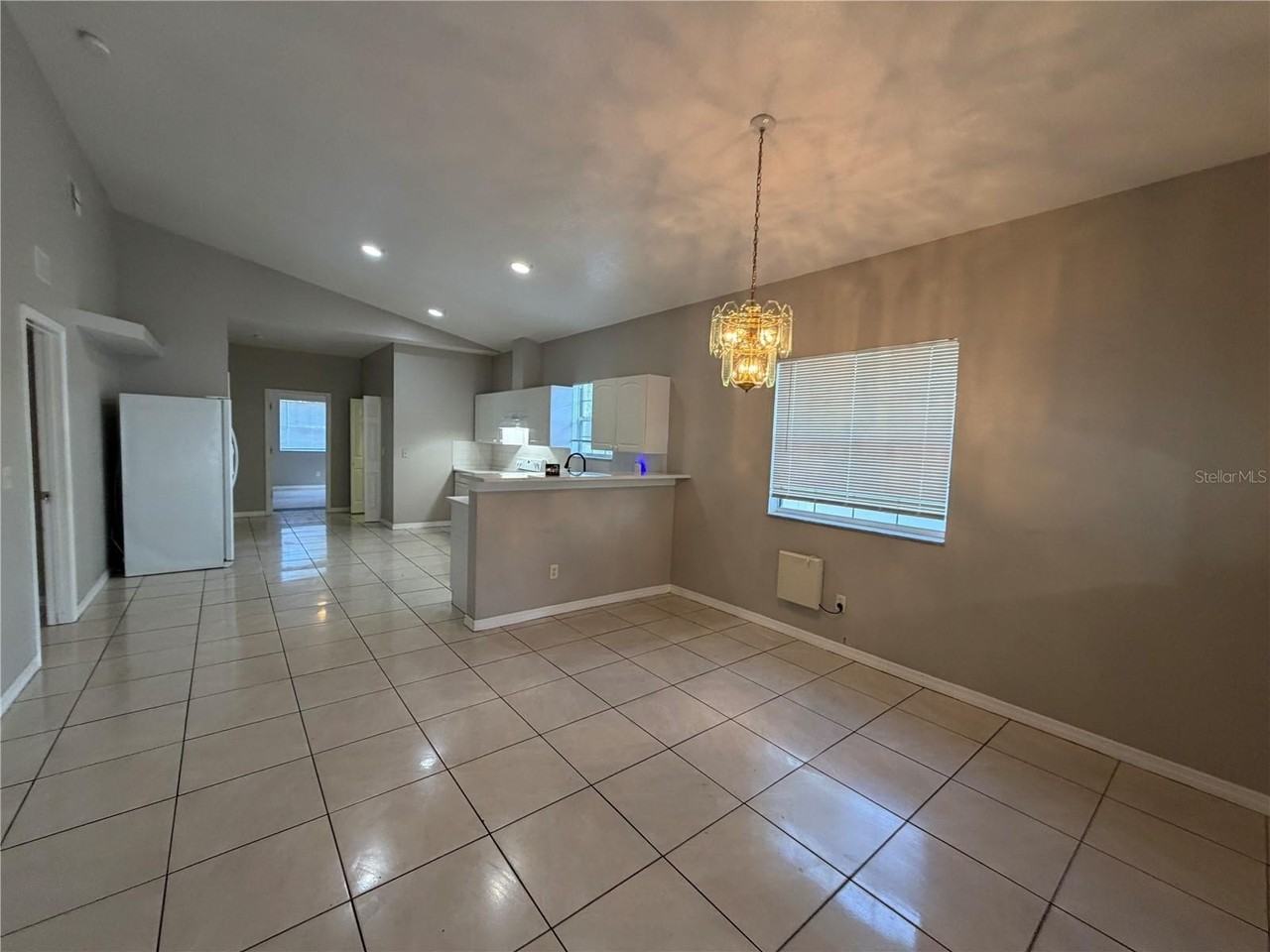 3467 51st Ave N - Photo 4 of 12