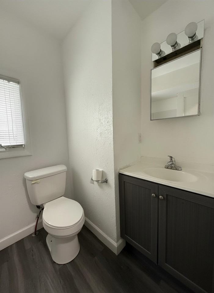 4112 Garden Park Dr #1 - Photo 6 of 10