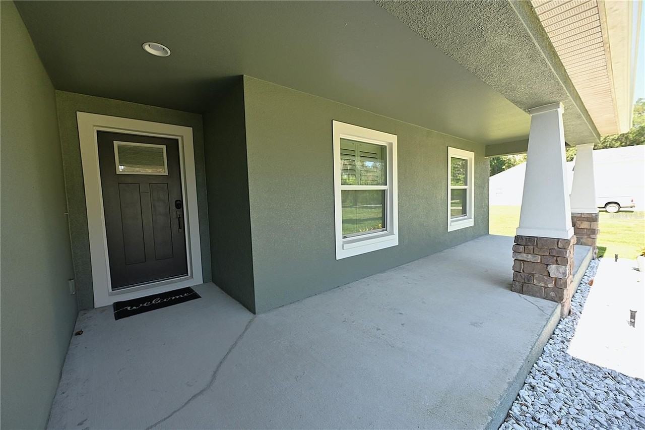4435 Lake Hancock Rd - Photo 6 of 47