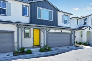 featured image of 486 N Cloverdale Pl