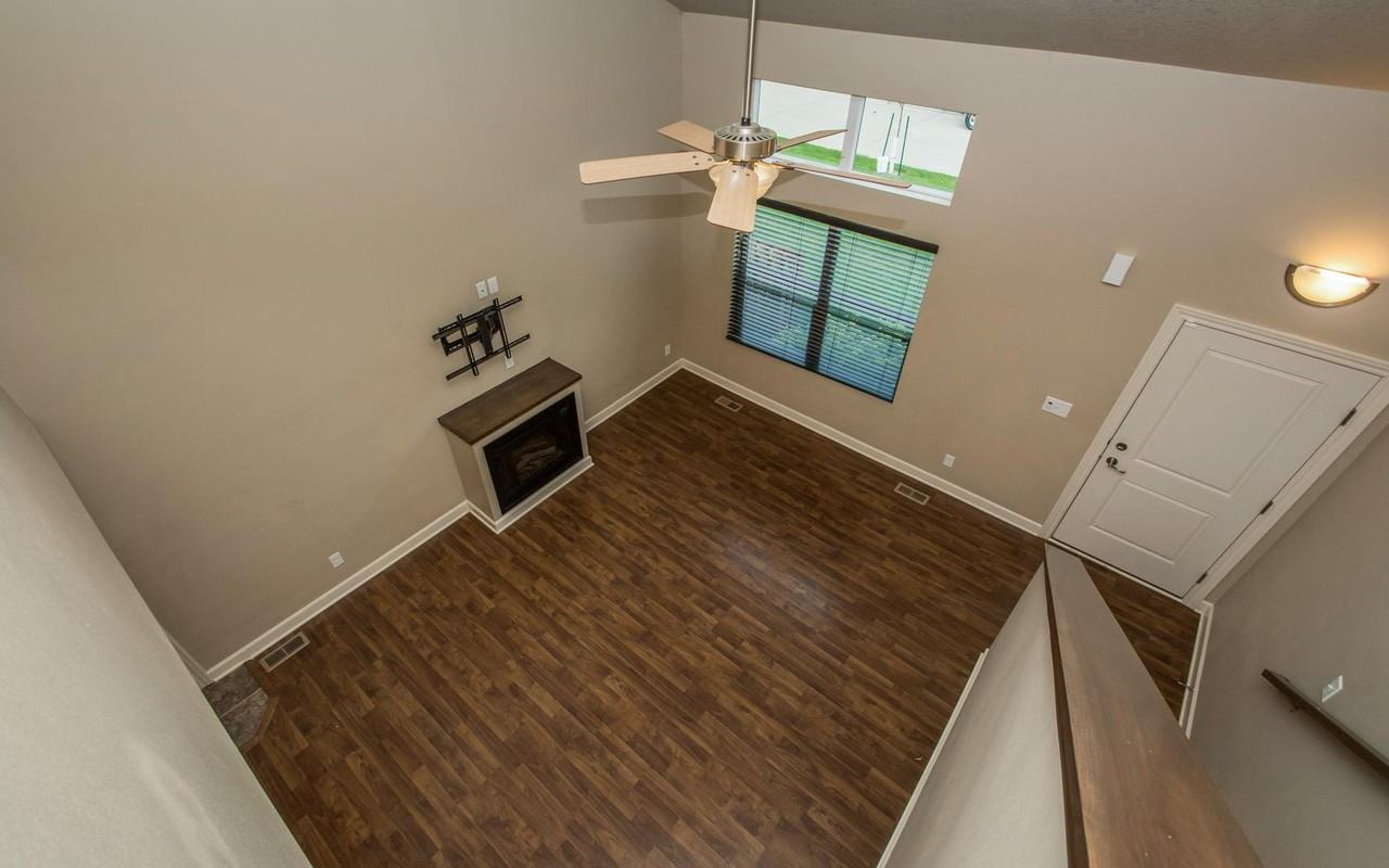 3500 Park Side Dr #1 - Photo 6 of 17