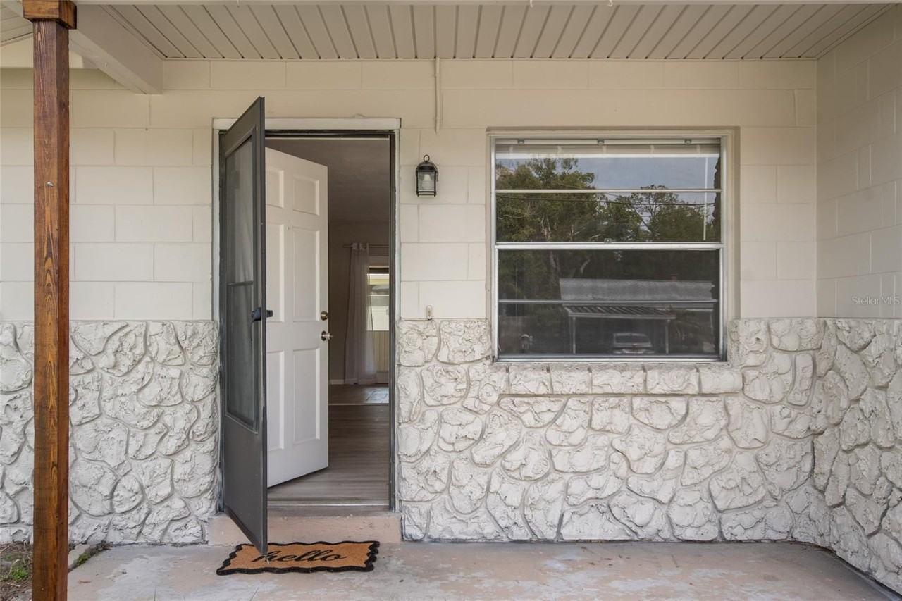 111 Amigos Rd - Photo 3 of 29