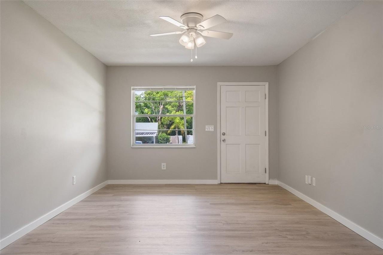 111 Amigos Rd - Photo 4 of 29