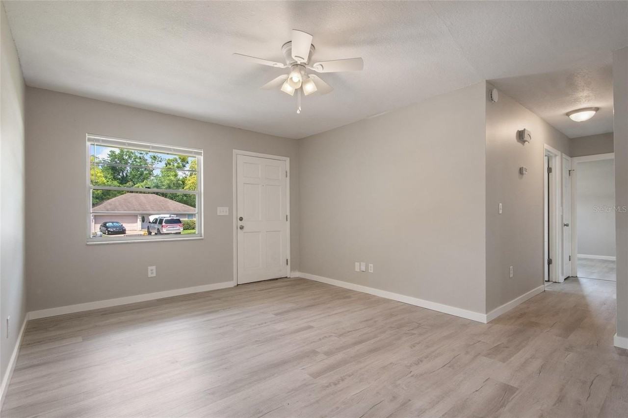 111 Amigos Rd - Photo 5 of 29
