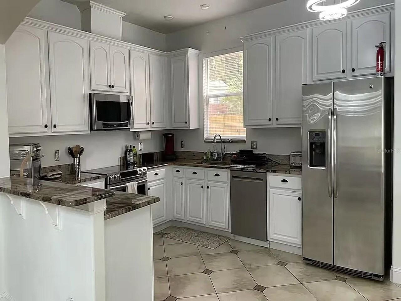 5198 Adair Oak Dr - Photo 5 of 27