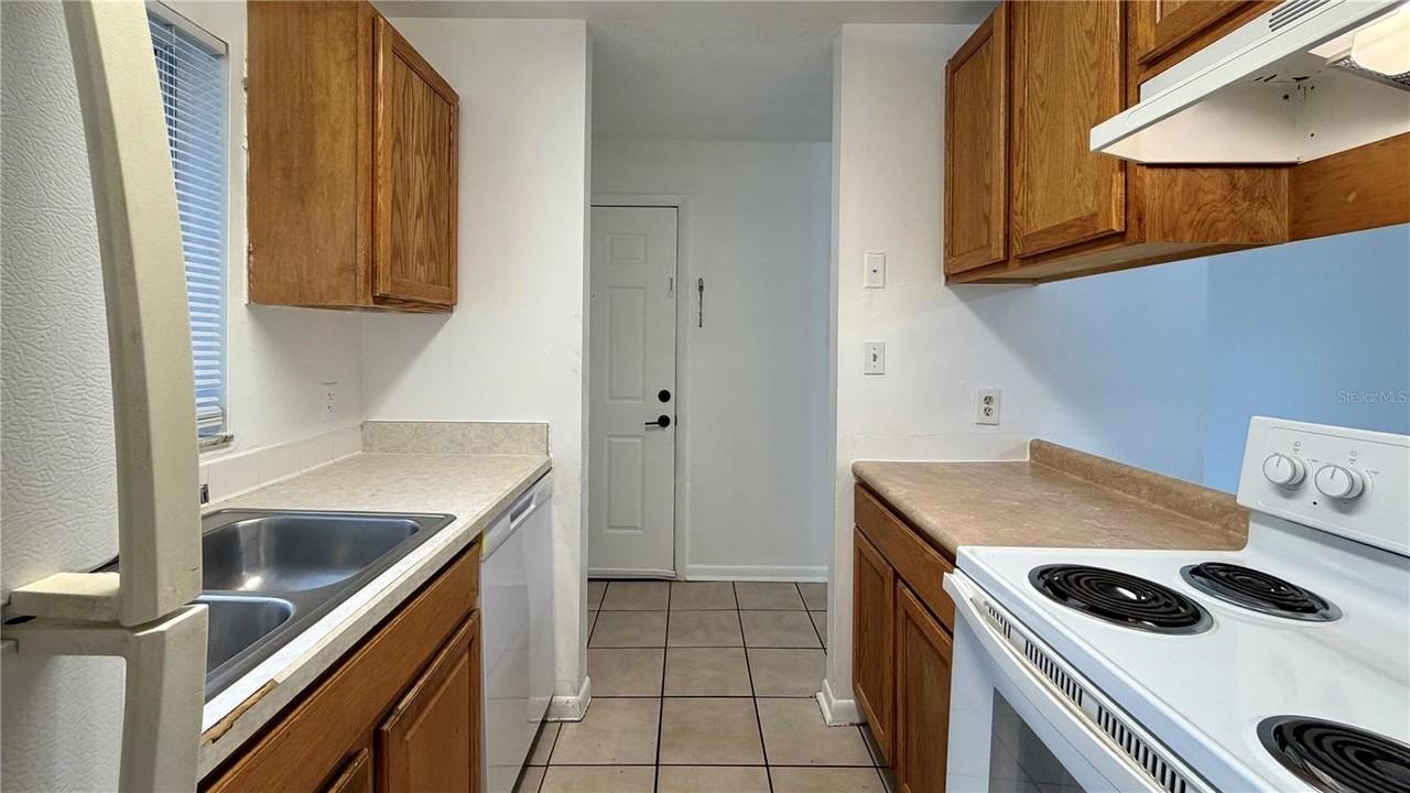 101 Cory Ln - Photo 5 of 24