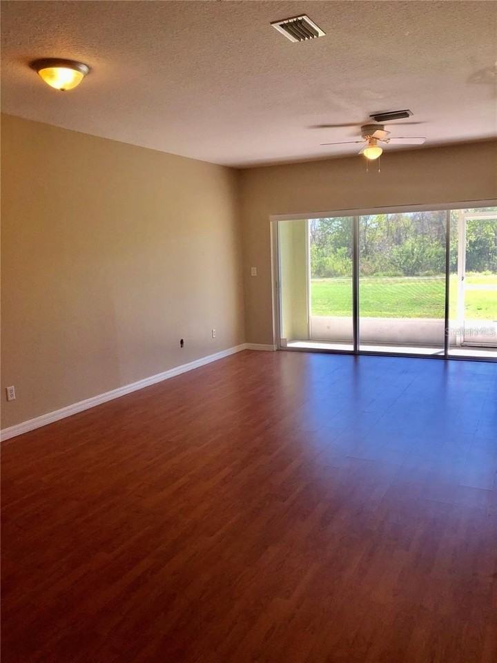 13841 Daniels Landing Cir - Photo 2 of 16