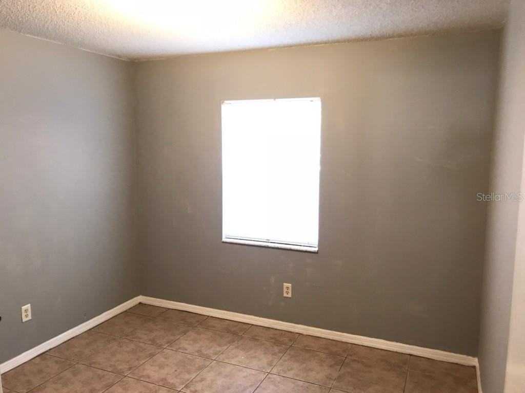 2415 Cedar Ave #B - Photo 7 of 15