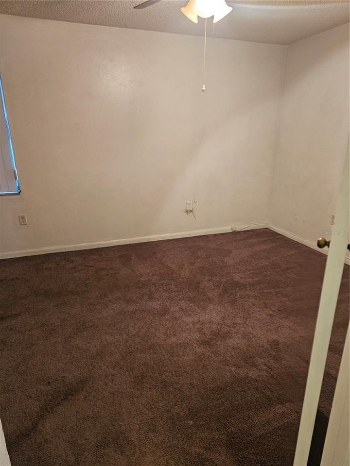331 W Alamo Dr - Photo 5 of 14
