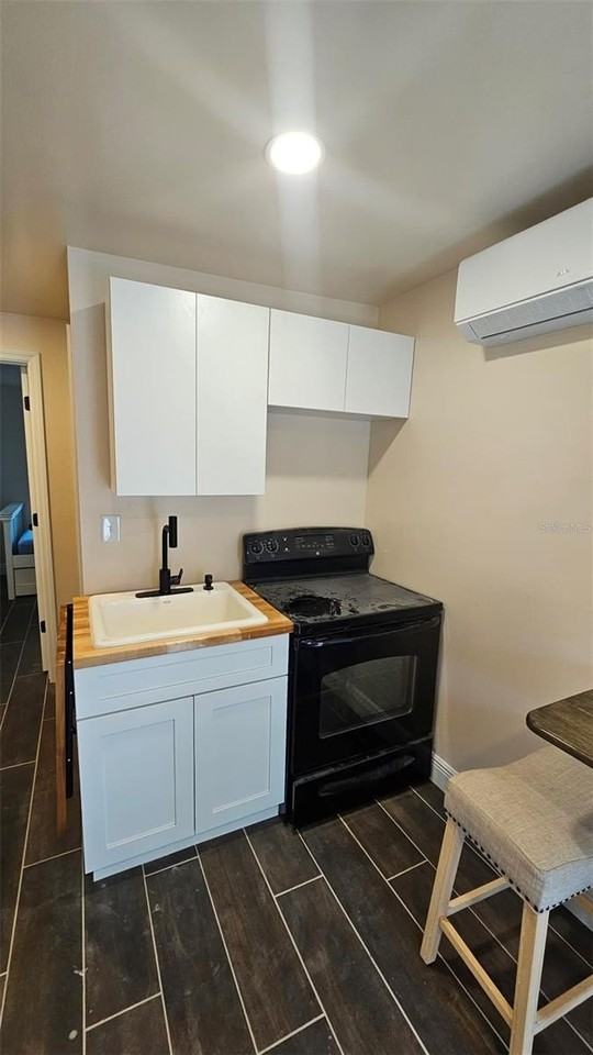 1413 S Warren Ave - Photo 2 of 13