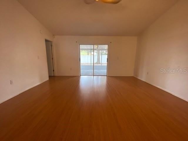 3938 Creek Woods Dr - Photo 5 of 18