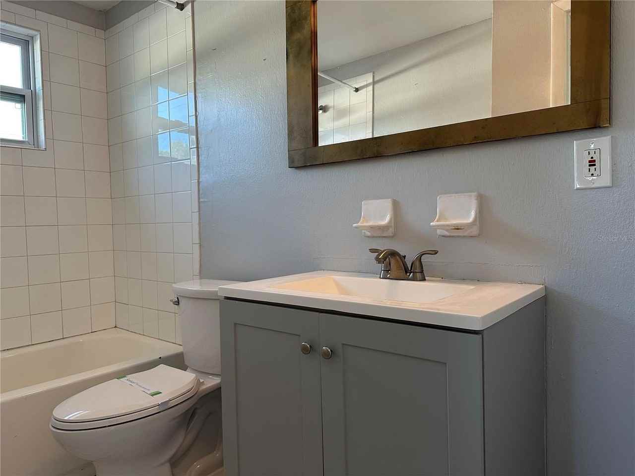 351 50th Ave N - Photo 5 of 13