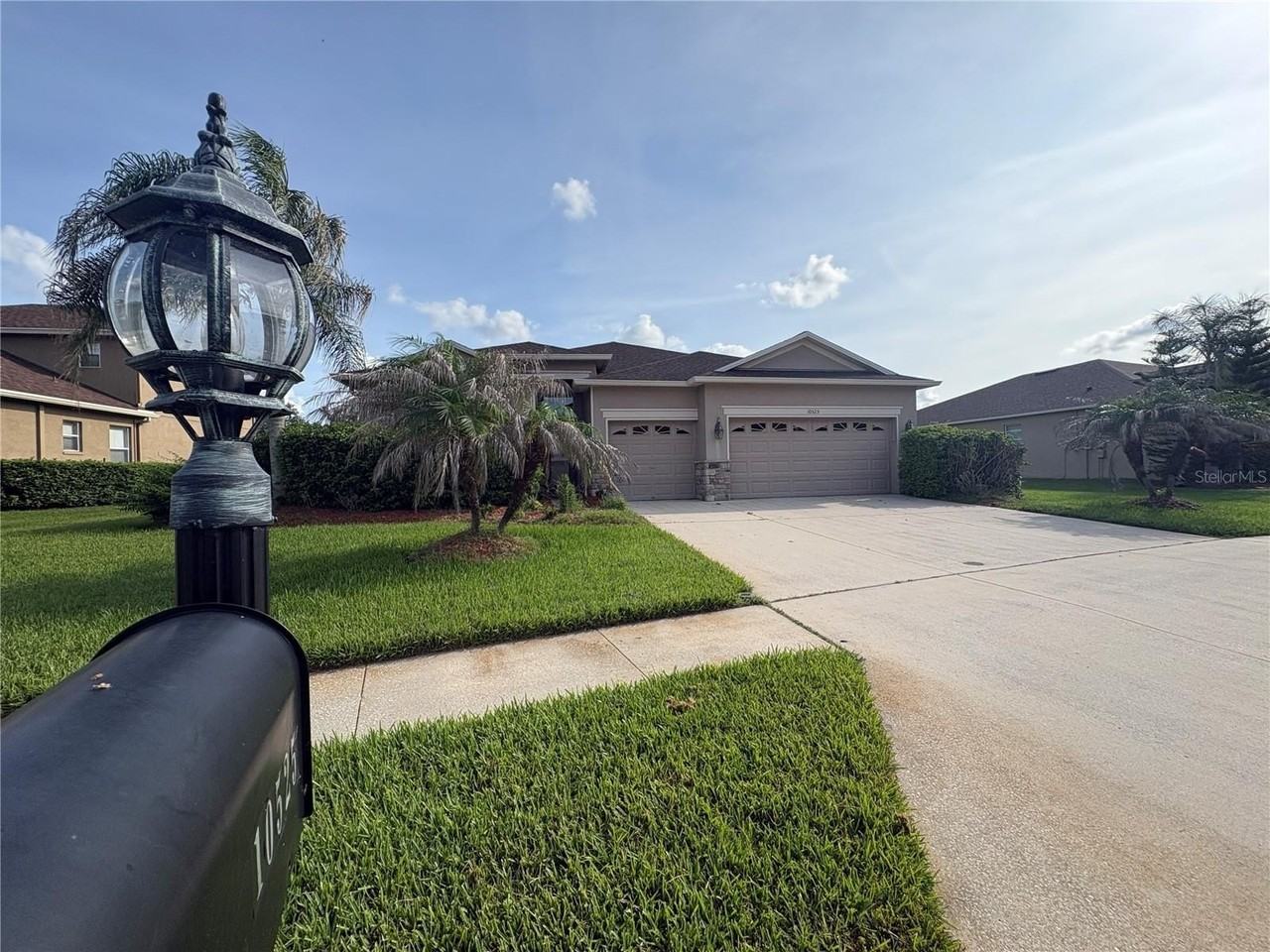 10525 Palm Cove Ave - Photo 2 of 41