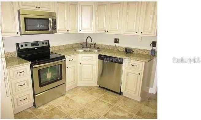 10356 Carrollwood Ln #205 - Photo 4 of 10