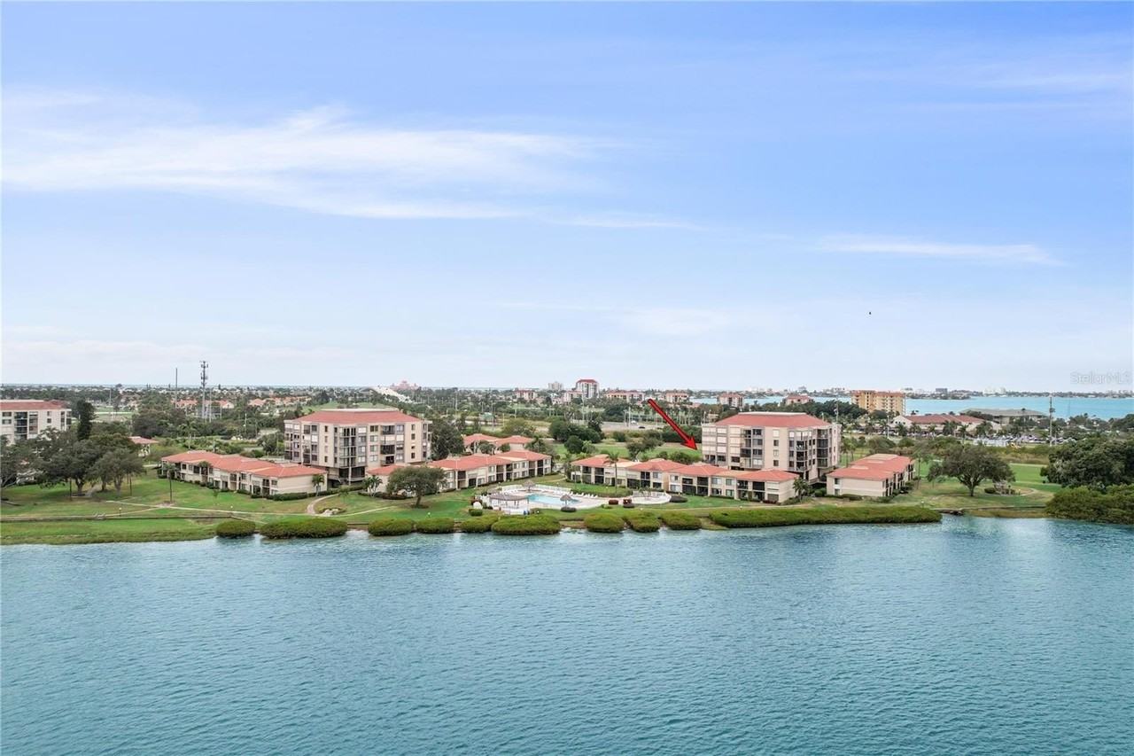 6104 Palma Del Mar Blvd S #302 - Photo 3 of 43