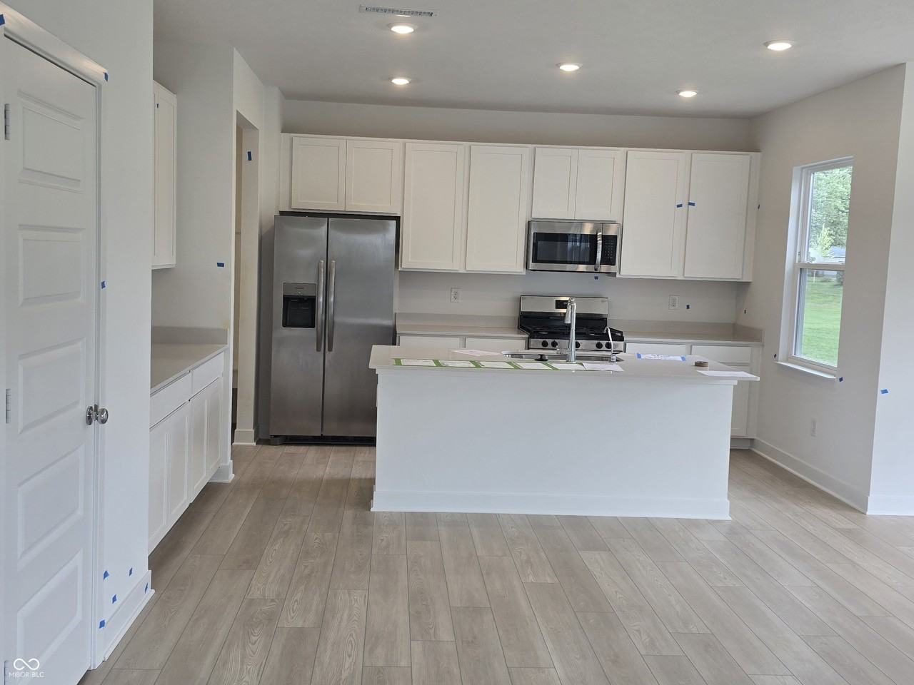 1059 Marston Ln - Photo 4 of 18