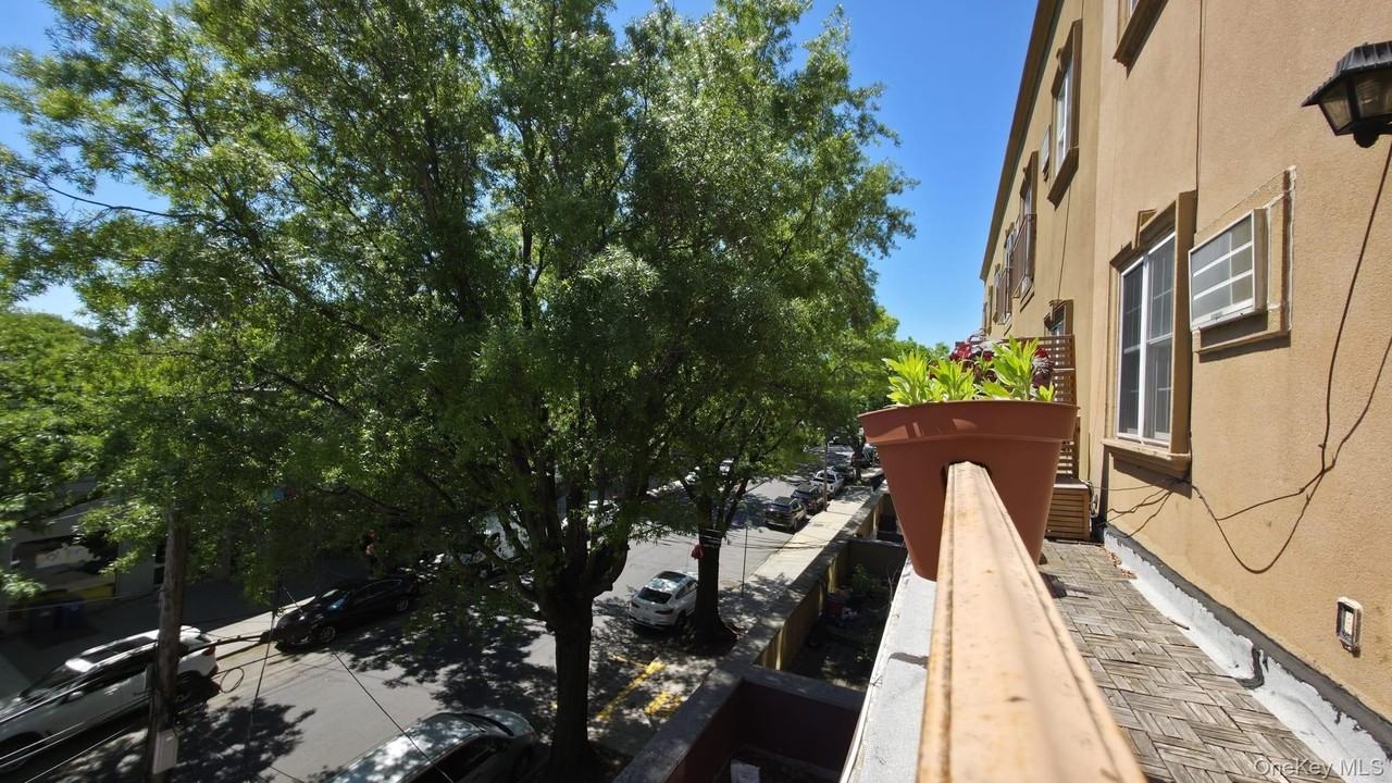 Steinway St #2 - Photo 2 of 19