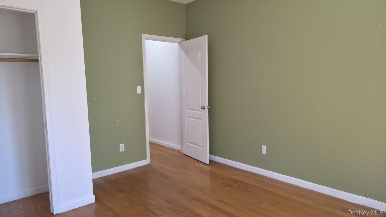 Steinway St #2 - Photo 7 of 19