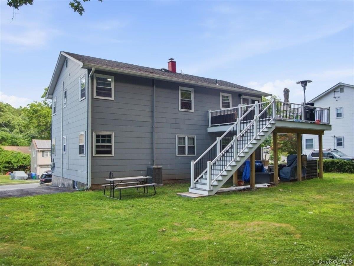 784 Brookridge Dr - Photo 2 of 6