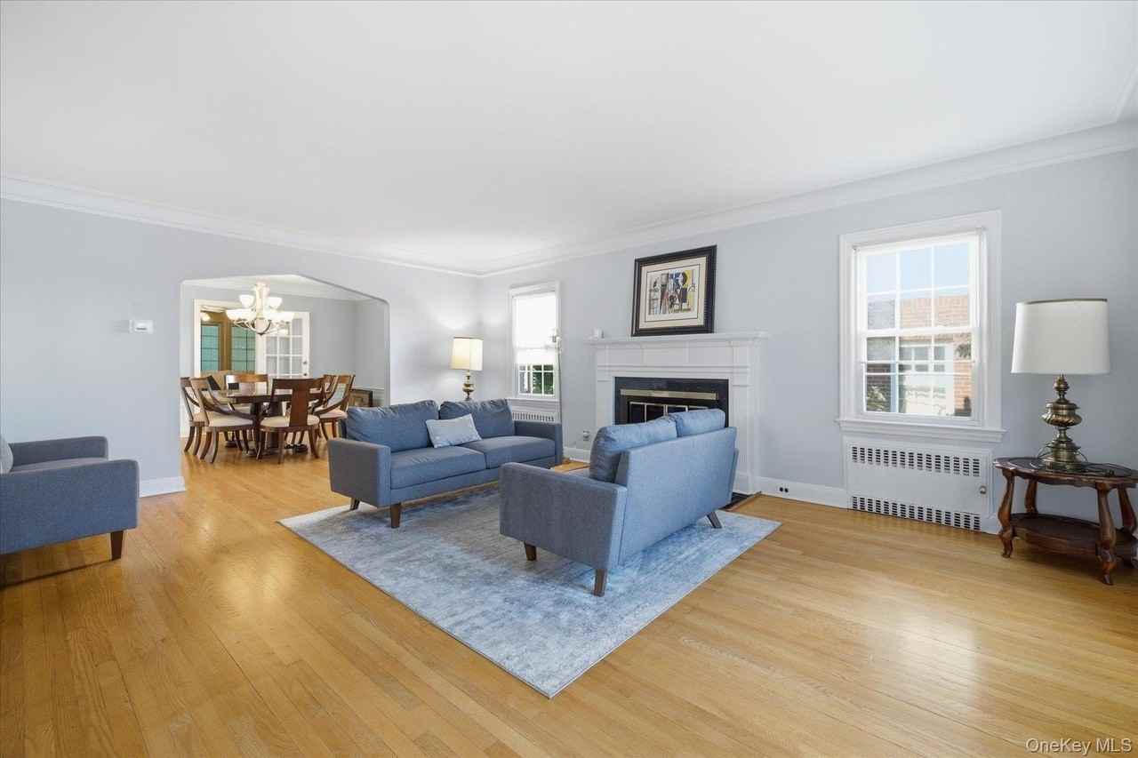 108 Muirfield Rd - Photo 2 of 15