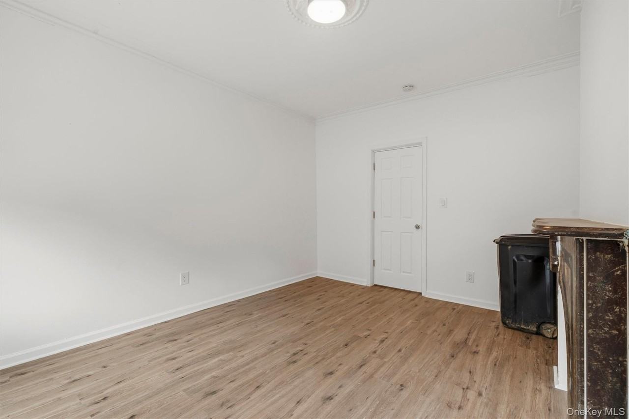411 Liberty St - Photo 4 of 21