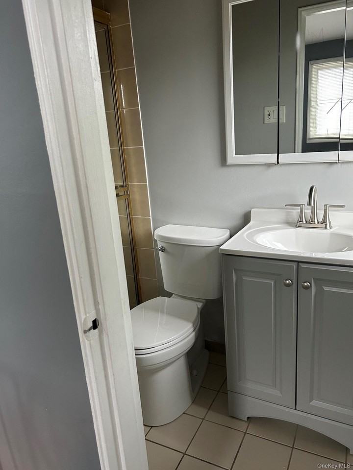 54 Keswick Ln #2 - Photo 5 of 8