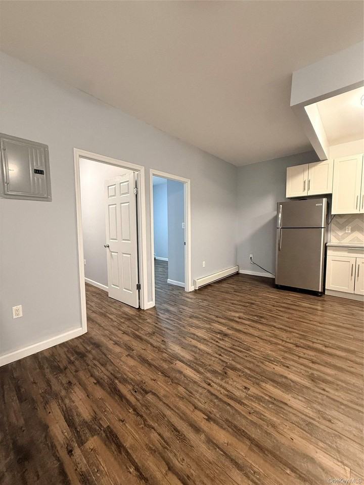 5159 47th St - Photo 5 of 13