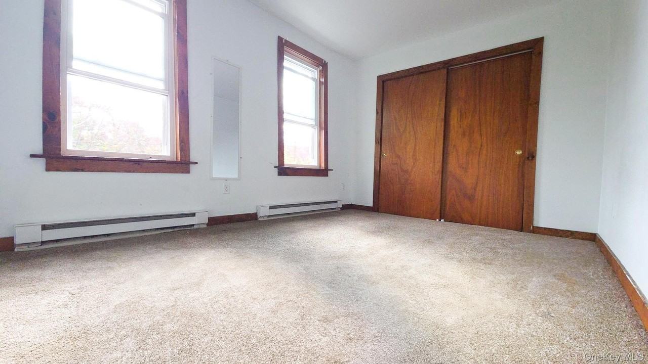 48 Main St #3 - Photo 5 of 7