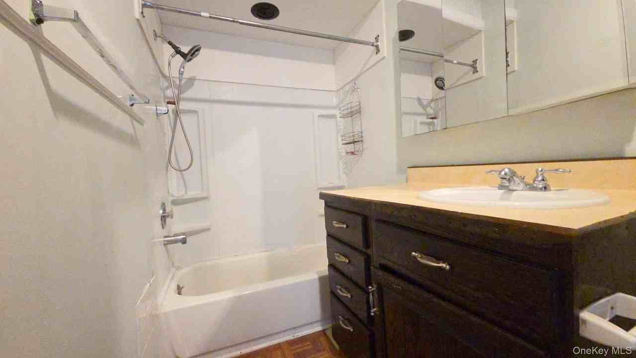 48 Main St #3 - Photo 6 of 7