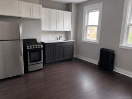 featured image of 48 Cannon St #7