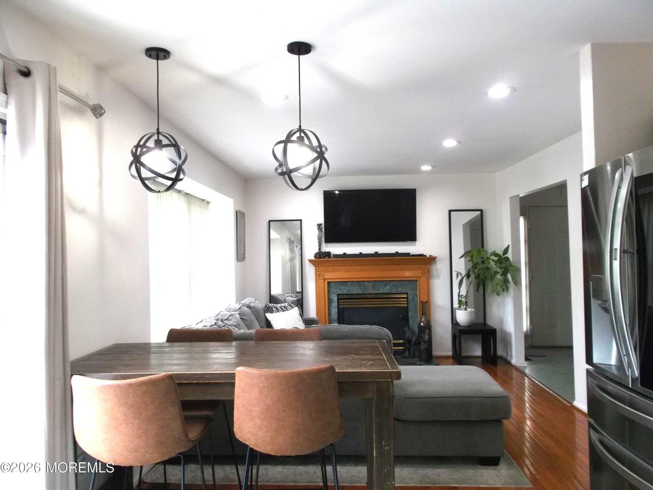 1301 Coventry Way - Photo 6 of 12
