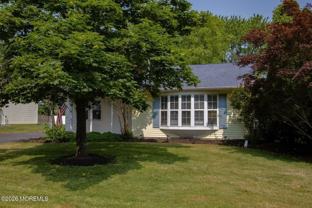 49 Williamsburg Dr - Photo 1 of 1