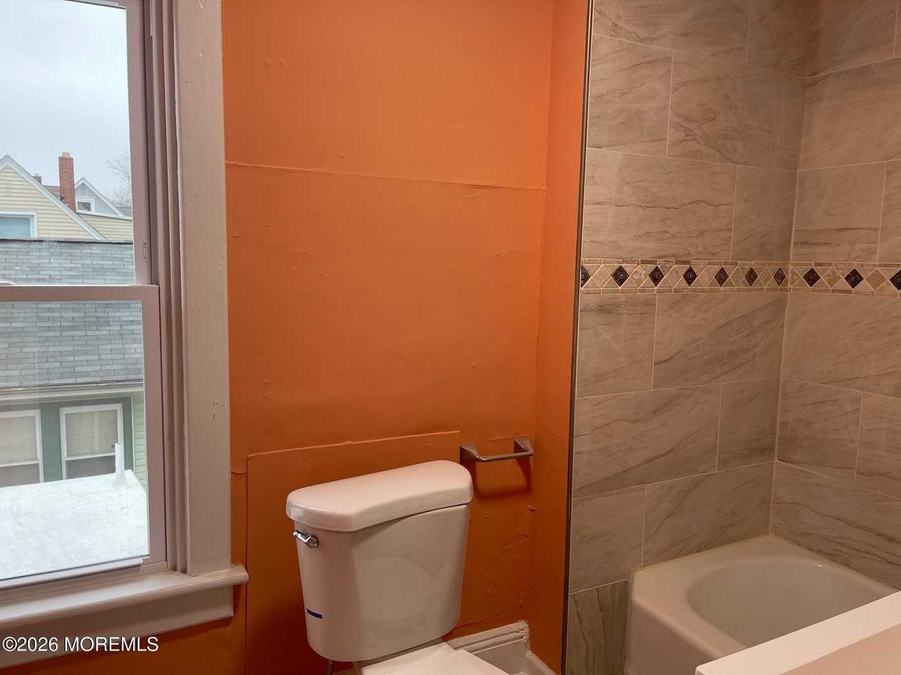 436438 Schiller Ave #2 - Photo 6 of 9