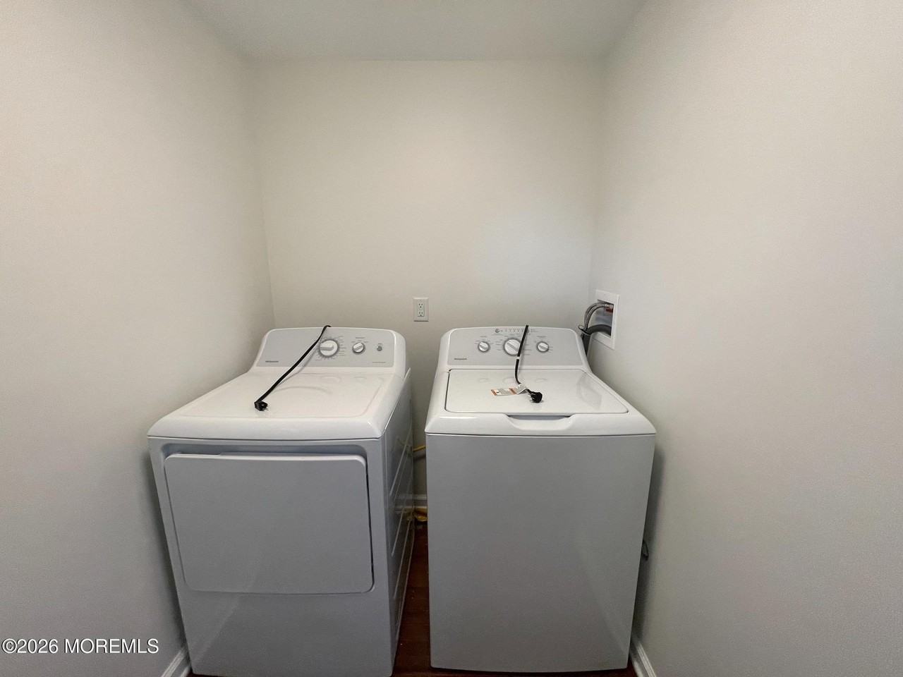 729 Spruce St - Photo 5 of 17