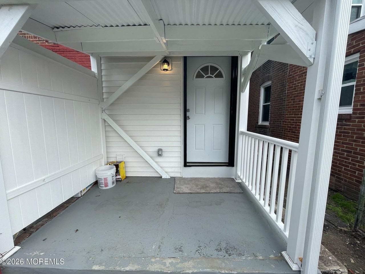 729 Spruce St - Photo 7 of 17