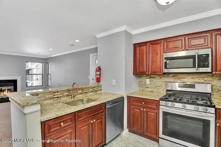 79 Crosspointe Dr - Photo 3 of 27