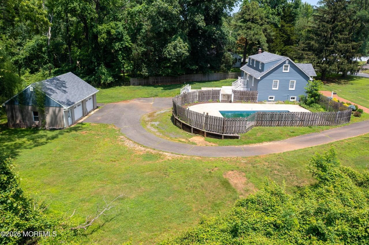 65 Hurleys Ln - Photo 7 of 37