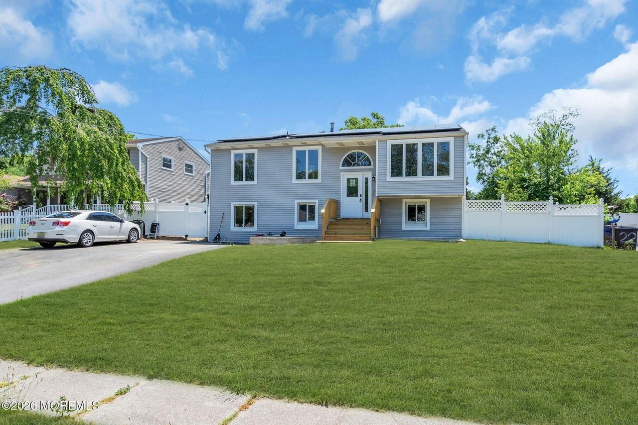24 Woodlark Rd - Photo 2 of 29