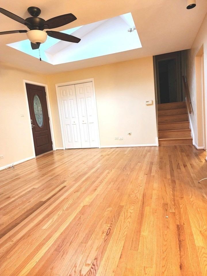 209 N Stevenson Ln - Photo 2 of 19