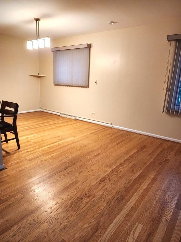 209 N Stevenson Ln - Photo 5 of 19