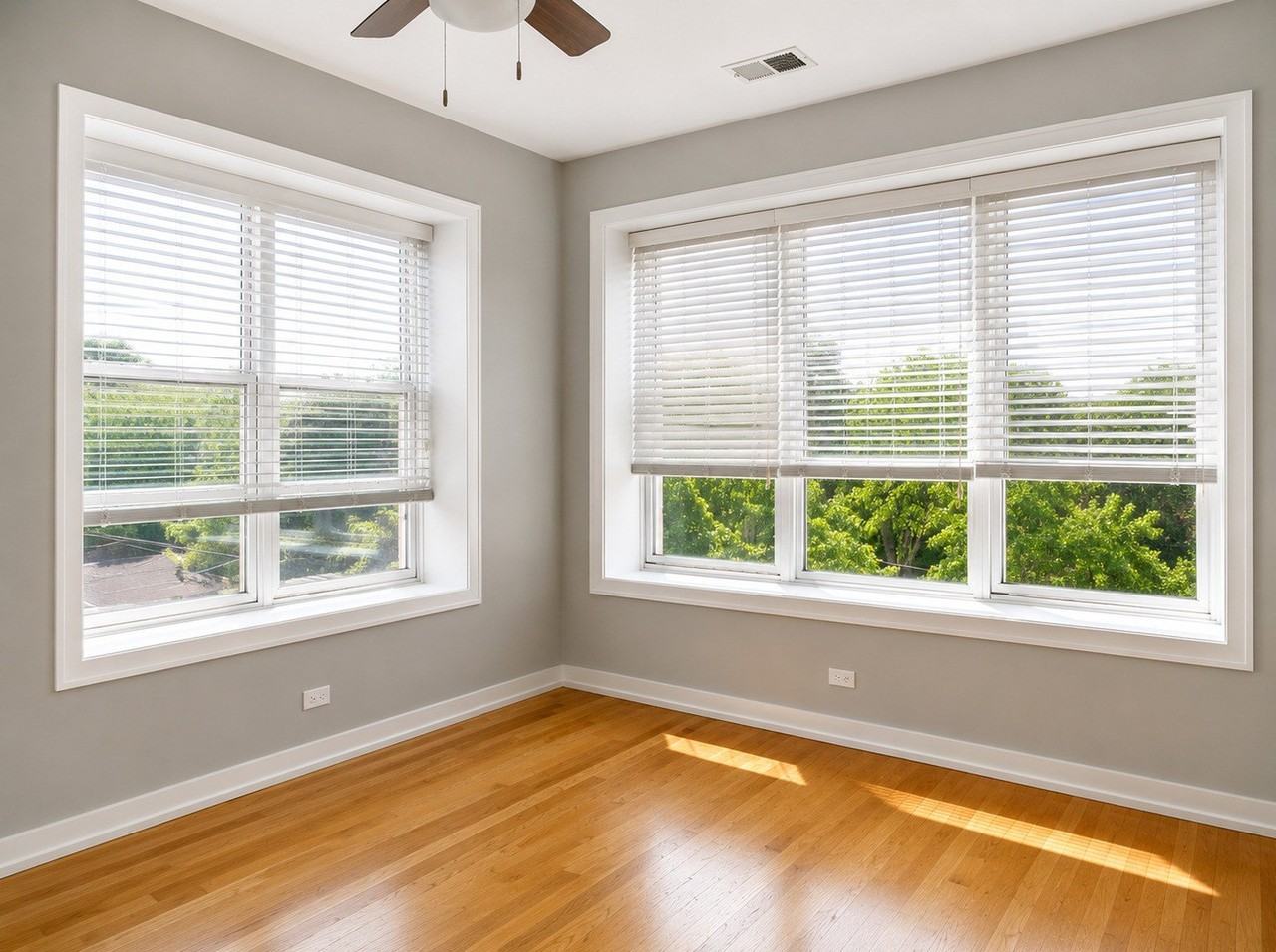 2737 W Evergreen Ave #3R - Photo 5 of 11